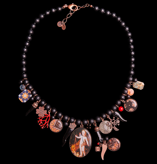 COLLANE | Sacro e Profano | Collana in onice con ciondoli portafortuna 